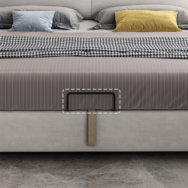 Letto standard moderno beige con testiera e gambe del pannello rettangolare
