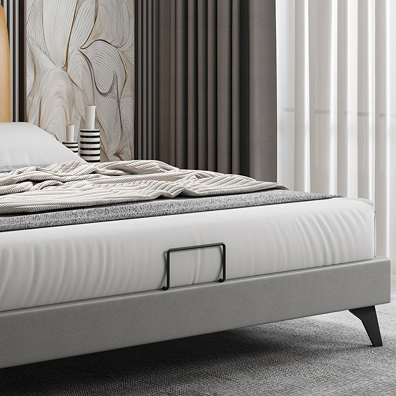 Testa di legno moderna con pannello rettangolare e gambe metalliche