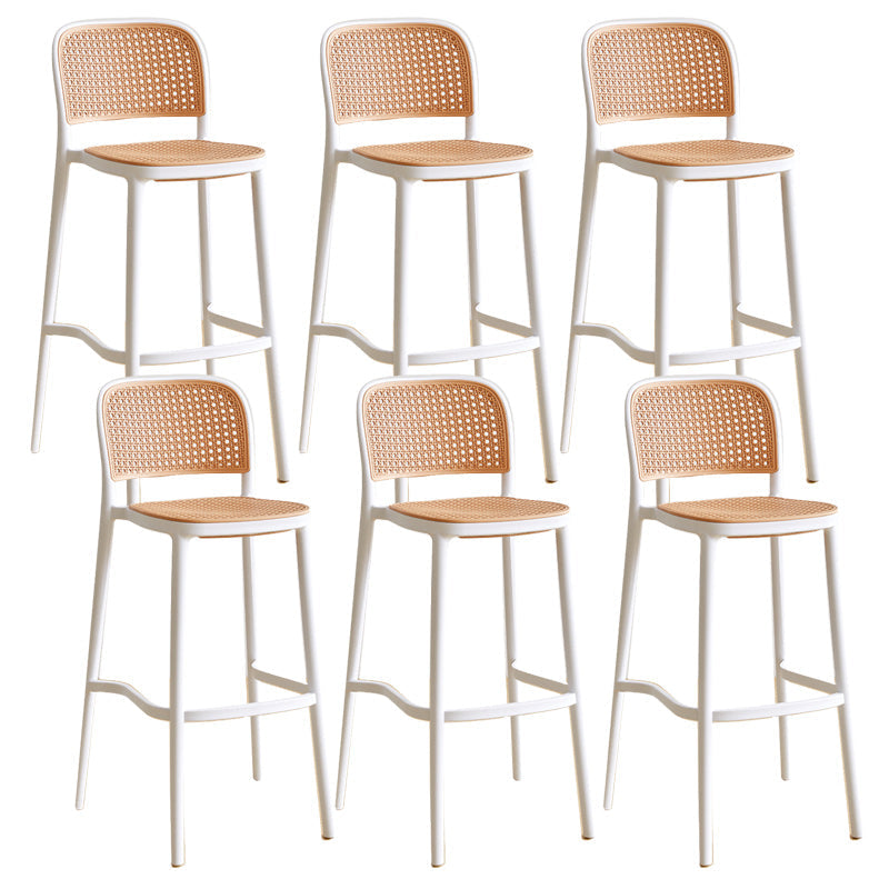 Sgabello da bar in plastica da bar in stile nordico con gambe di plastica per la casa