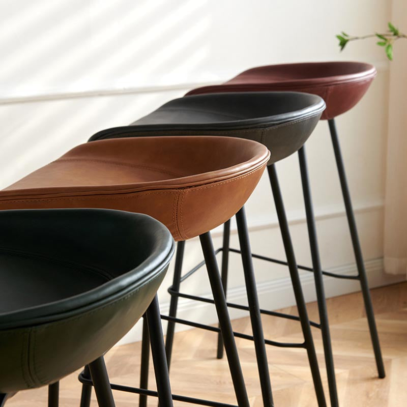 Barra posteriore e sgabelli da barra industriale a poggiapiedi in metallo sgabello da bar in metallo