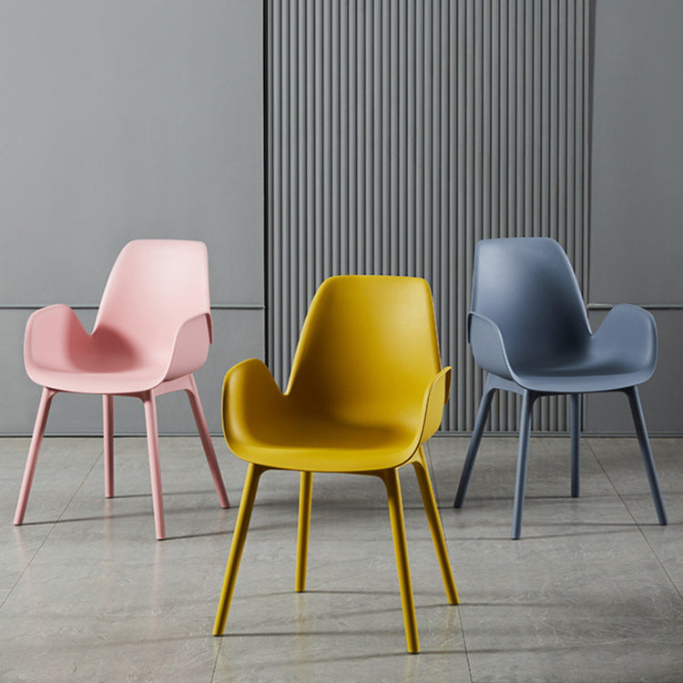 Silla de silla de plástico moderna silla parsons en acabado mate para la cocina