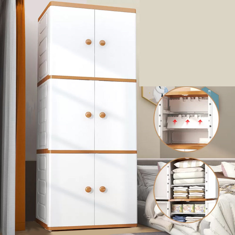 Armadio contemporaneo di armadio contemporaneo con scaffali