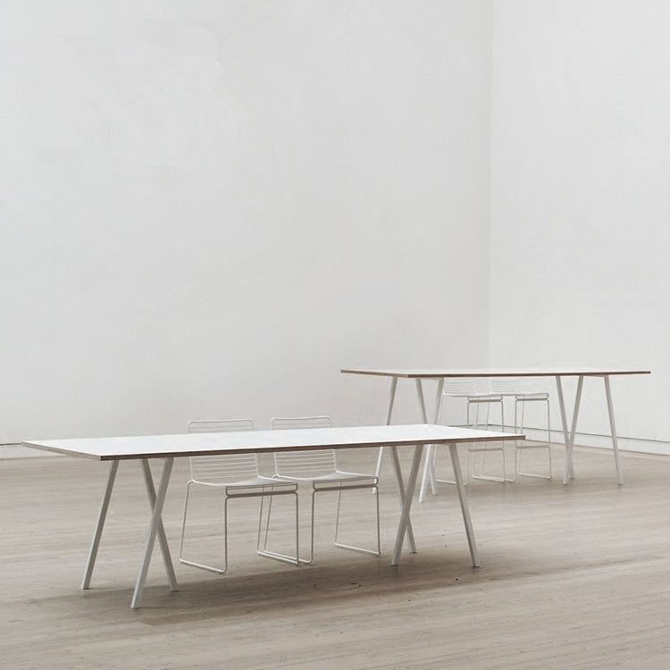 Table à manger industrielle avec table à manger rectangulaire en pin noir pour cuisine