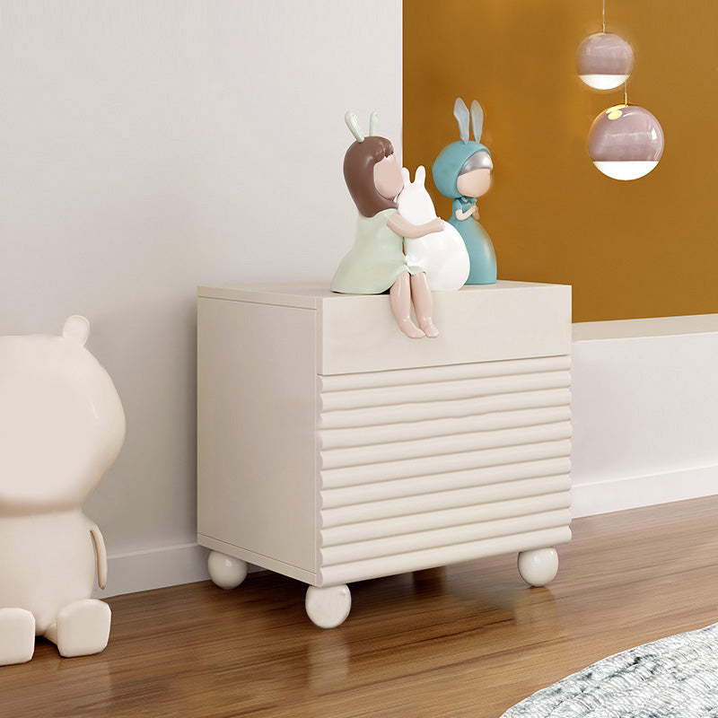 Table de nuit en bois scandinave 19 "Tablette blanche de haut avec 2 tiroirs