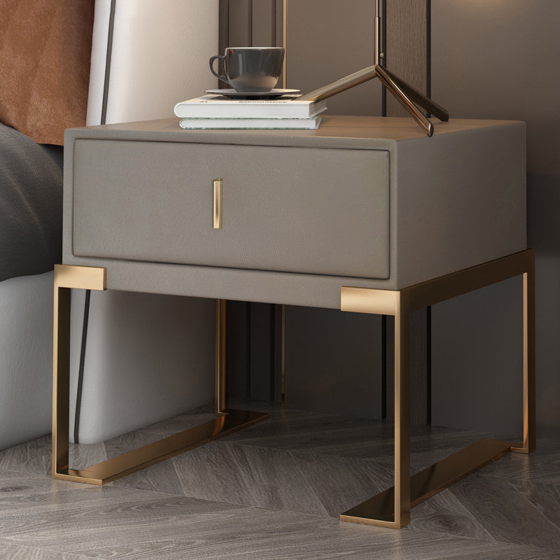 Faux Leder-Nachttisch 1-Zauberer 21 Zoll hohe moderne Beine inklusive Nachttisch enthalten