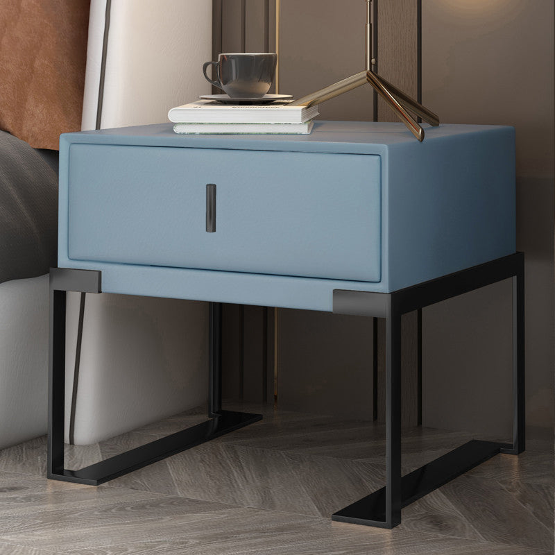 Faux Leder-Nachttisch 1-Zauberer 21 Zoll hohe moderne Beine inklusive Nachttisch enthalten