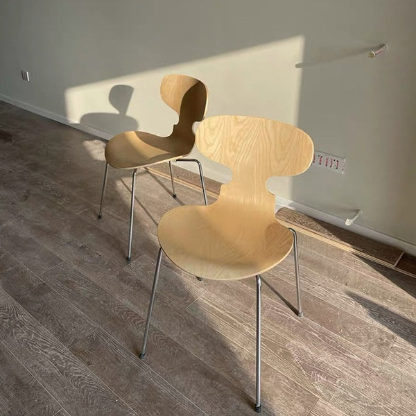 Chaise en bois moderne ouvert meubles côté salle à manger en finition mate