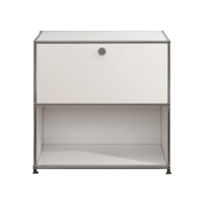 Sideboard in acciaio inossidabile in stile contemporaneo