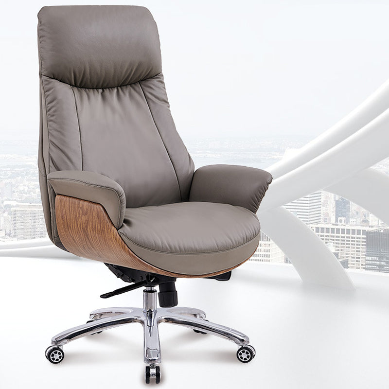 Ergonomischer Chef-Computerstuhl mit Neigungsmechanismus und verstellbarer Sitzhöhe für Manager