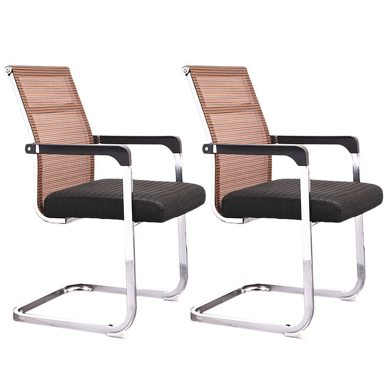 Sedia da ufficio in stile moderno, senza ruote, in rete, con braccioli fissi