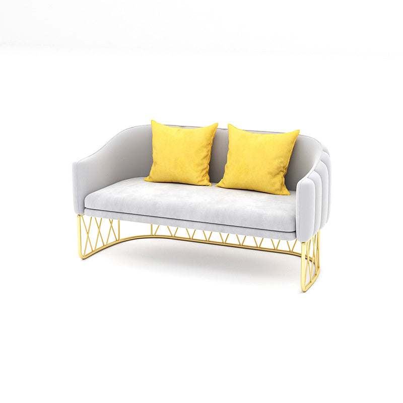 Strakke achterste fluwelen bank met kussens voor appartement 25,59 "breed