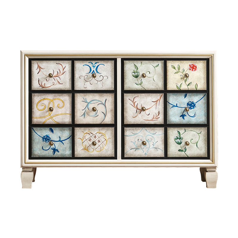 Coffre des boutons modernes du milieu du siècle avec la poitrine accentuée des jambes tournées