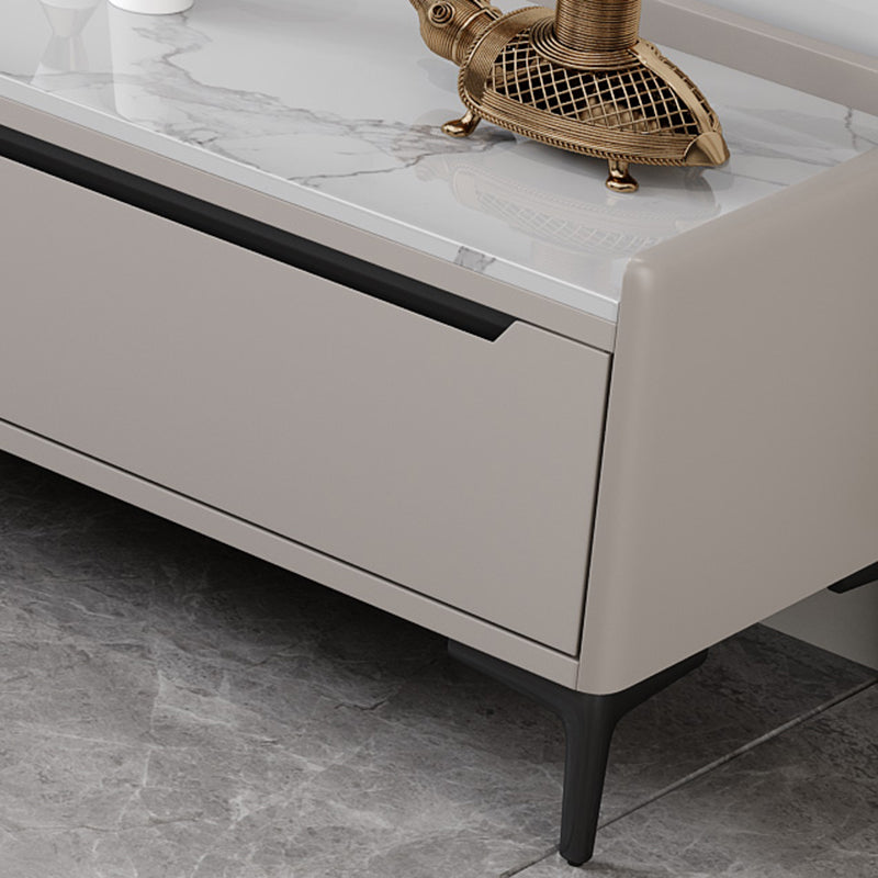 Gabinete de televisión de almacenamiento de TV de piedra estilo glam.