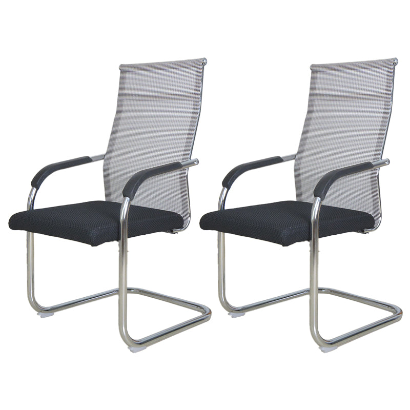 Chaise de bureau en acier noir moderne avec chaise de bureau à domicile au milieu du dos et à l'arrière haut