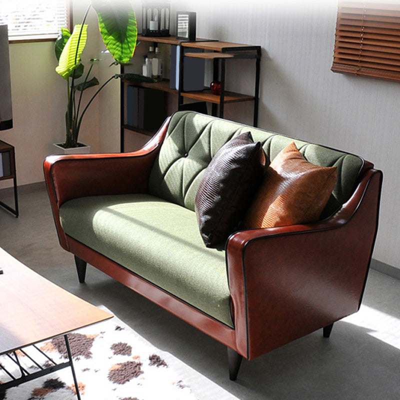 Divano resistente alle macchie con pista piena di barattoli a back-back glam.