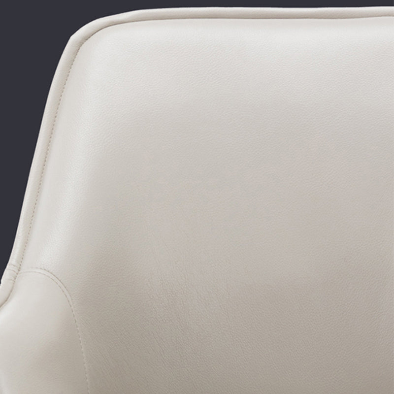 Chaise en cuir fausse 22,4 "L x21,6" W x32.6 "H ARMS INCLUS INCLUS POUR LE SOIR