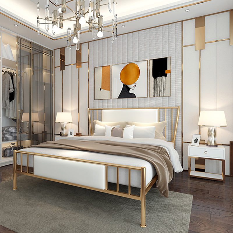 Letto imbottito bianco con testiera di basso profilo con gambe metalliche