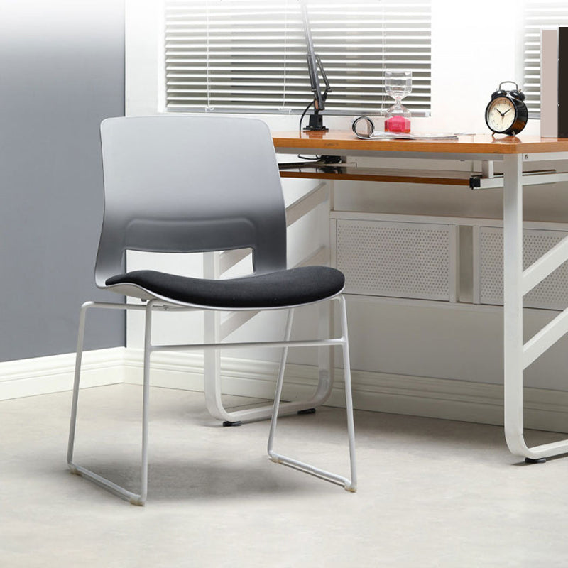 Moderner 31,89-Zoll-Arbeitsstuhl Ergonomischer Bürostuhl ohne Armlehnen