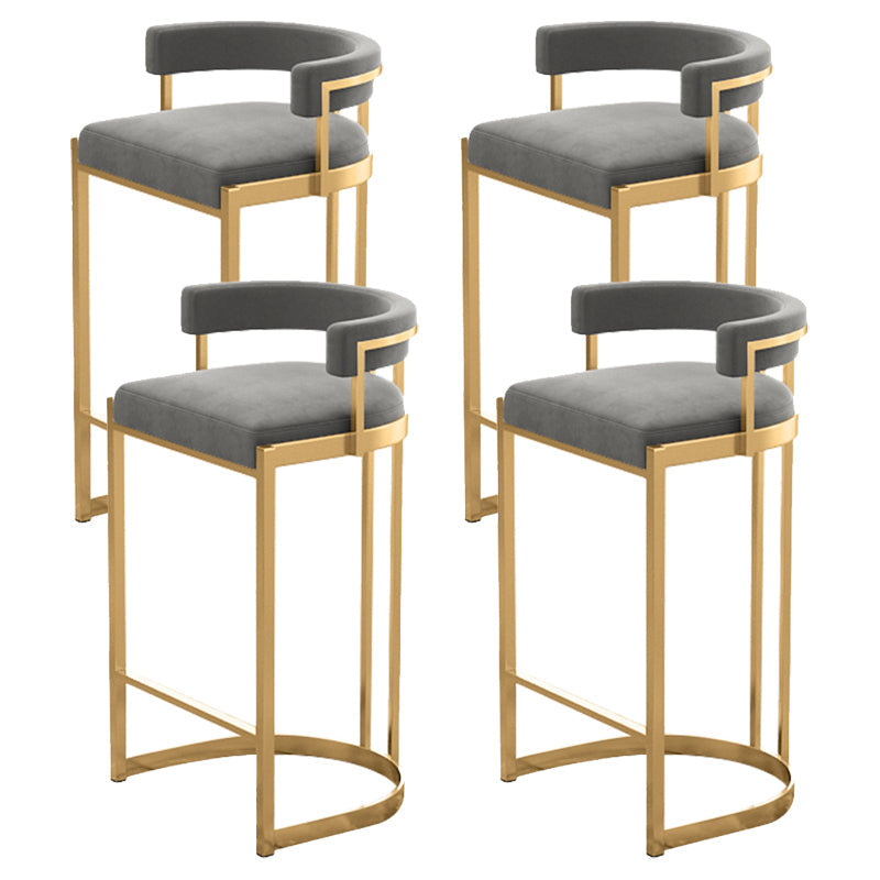 Tabouret de bar Glam Bucket Tabouret de bar rembourré avec base en métal doré