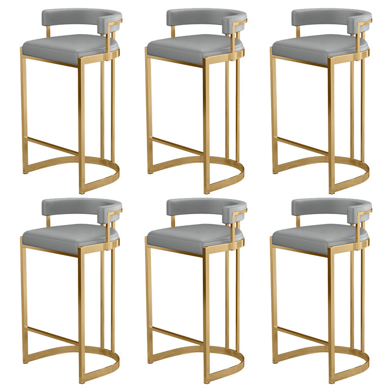 Tabouret de bar Glam Bucket Tabouret de bar rembourré avec base en métal doré
