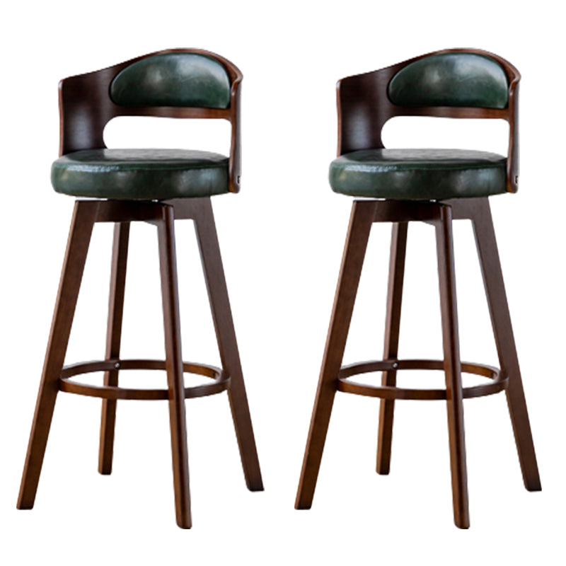 屋内のマット仕上げのコンテンポラリーウッドスツールフェイクレザーカウンタースツール