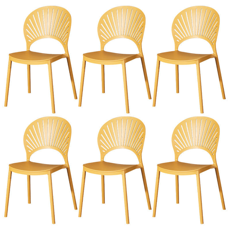 Sedia di plastica moderna aperta mobile da pranzo sul retro in finitura opaca