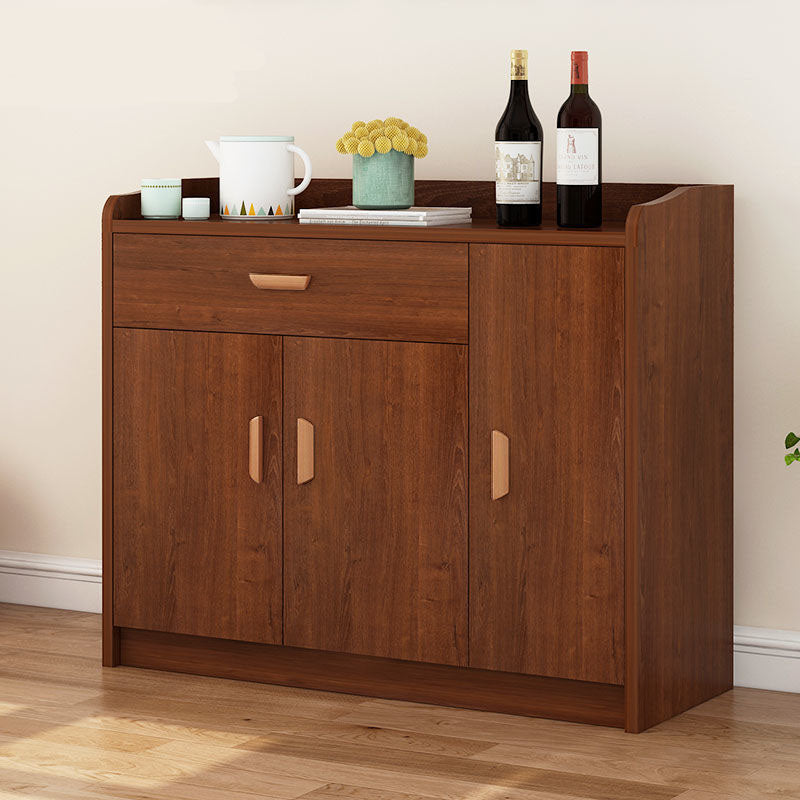 Sideboard in legno ingegnerizzato contemporaneo con porte e cassetti per sala da pranzo