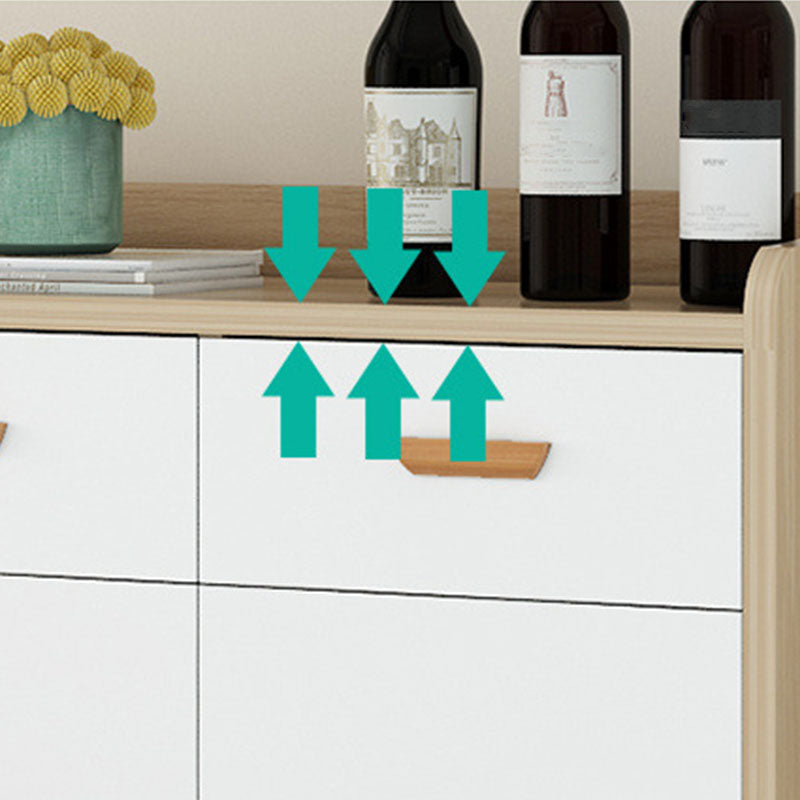 Sideboard in legno ingegnerizzato contemporaneo con porte e cassetti per sala da pranzo