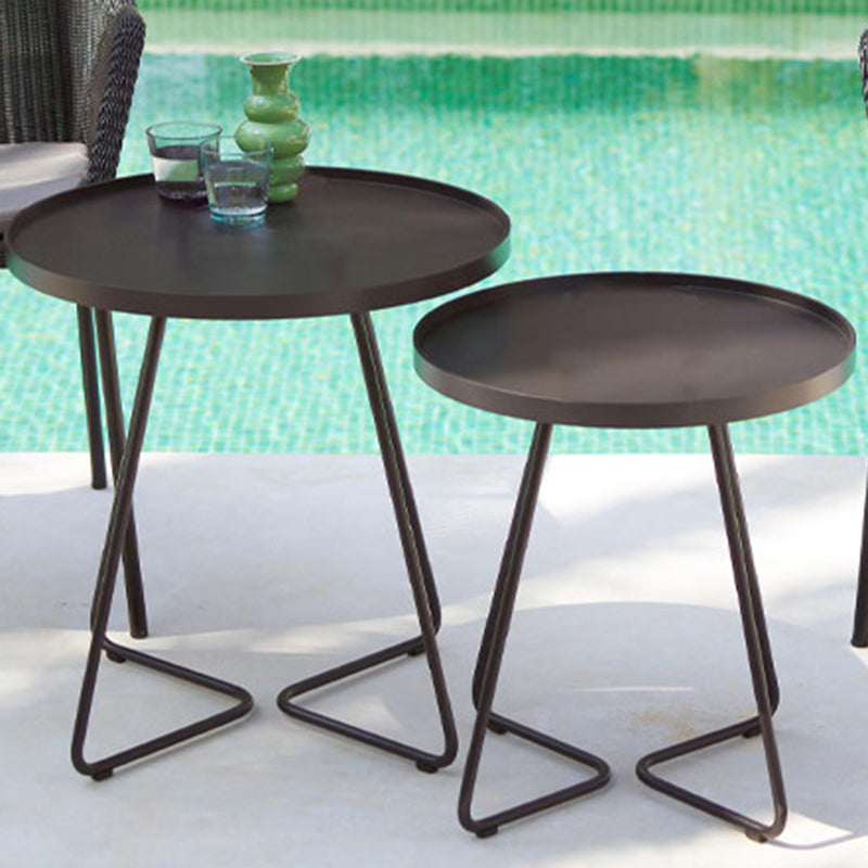 Mid-Century Metal Round Tray Top Side Table Iron Sled End Table Clearhalo 'Coffee & Accent Tables' 'End & Side Tables' 'end_side_tables' 'furn' 'furn_end_side_tables' 'Furniture' 'Living Room Furniture' 5534214