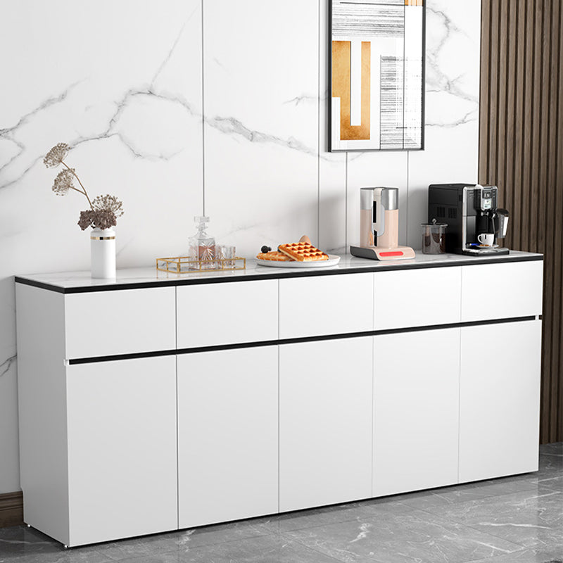 Sideboard di pietra di pietra moderna bianca con porta per la cucina