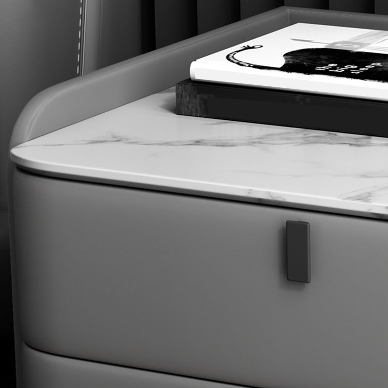 Glam Glam 2 Drawer Stone Stone Top Boing Mots en bois massif Comprend la table de chevet de lit