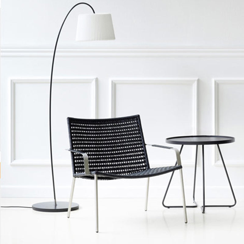 Mid-Century Metal Sled End Table Round Side Table for Living Room Clearhalo 'Coffee & Accent Tables' 'End & Side Tables' 'end_side_tables' 'furn' 'furn_end_side_tables' 'Furniture' 'Living Room Furniture' 5551133