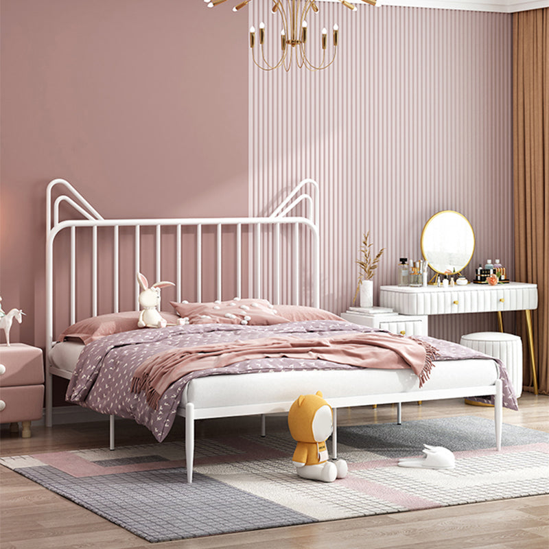 Eigentijds standaardbed met hoofdeinde open-frame metalen bed