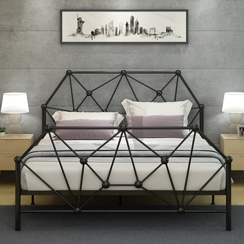 Fiame letto di ferro contemporaneo da 39,76 "H-griglie a grigio a filo aperto