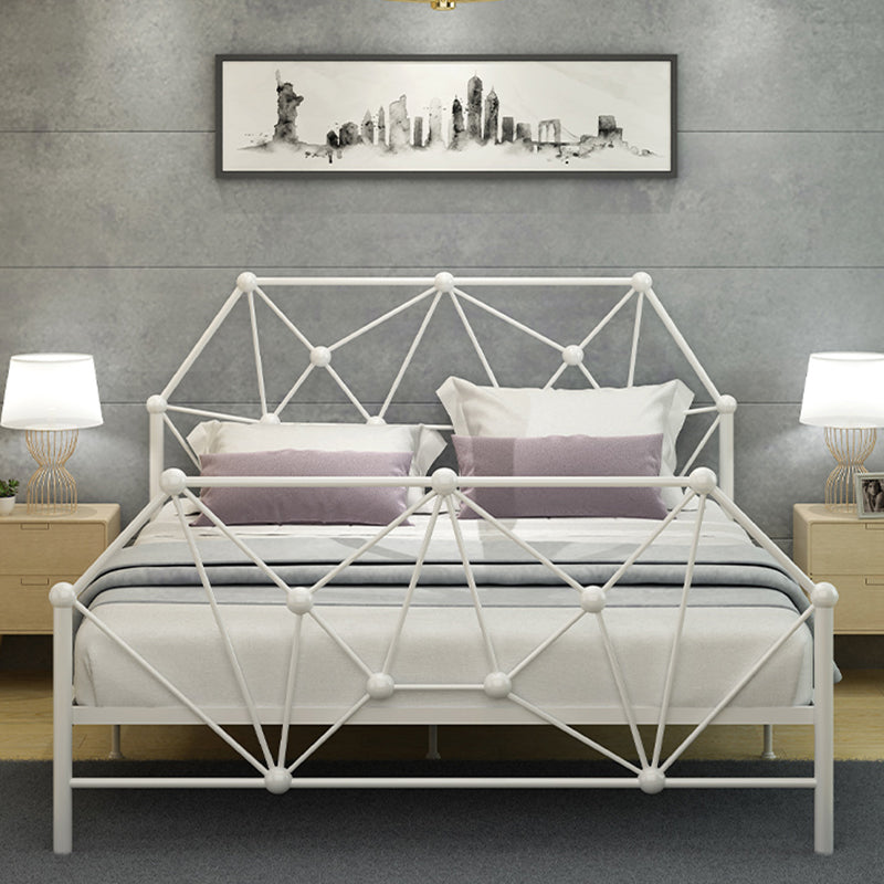 Fiame letto di ferro contemporaneo da 39,76 "H-griglie a grigio a filo aperto