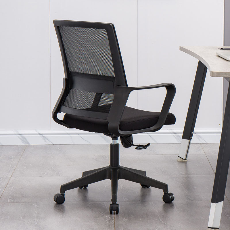 Mesh Desk Chair with Fixed Arms Contemporary Ergonomic Office Chair Clearhalo 'furn' 'furn_office_chair' 'Furniture' 'Office Chairs' 'Office Furniture' 'office_chair' 5561364