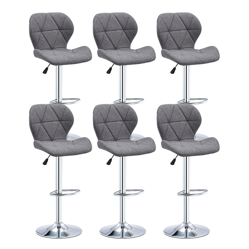 Moderne metalen barkruk van kunstleer met matte afwerking