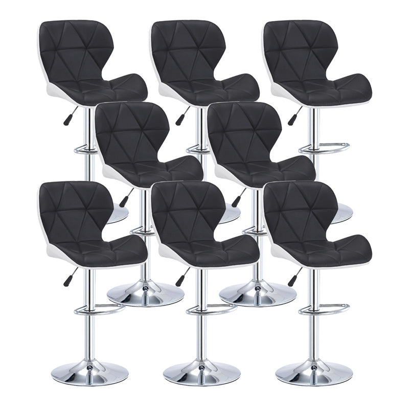 Moderne metalen barkruk van kunstleer met matte afwerking