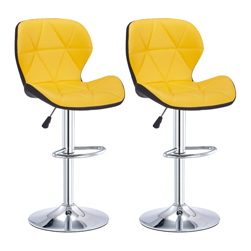 Moderne metalen barkruk van kunstleer met matte afwerking