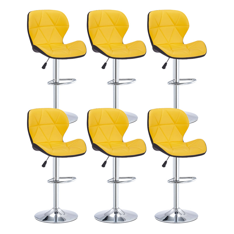 Moderne metalen barkruk van kunstleer met matte afwerking