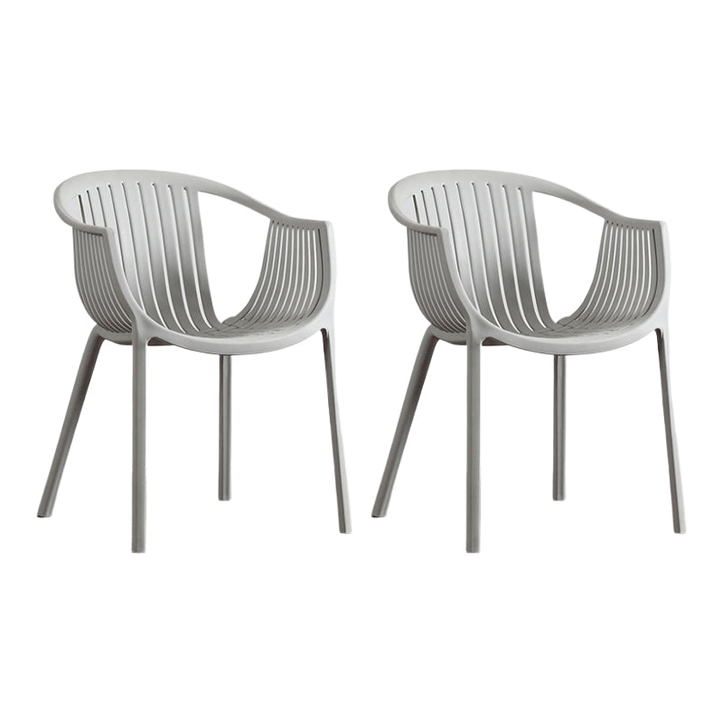 Chaise d'arme à chaises de salle à manger contemporaine avec des jambes en plastique pour la maison
