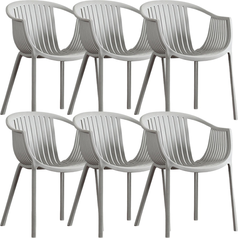 Chaise d'arme à chaises de salle à manger contemporaine avec des jambes en plastique pour la maison