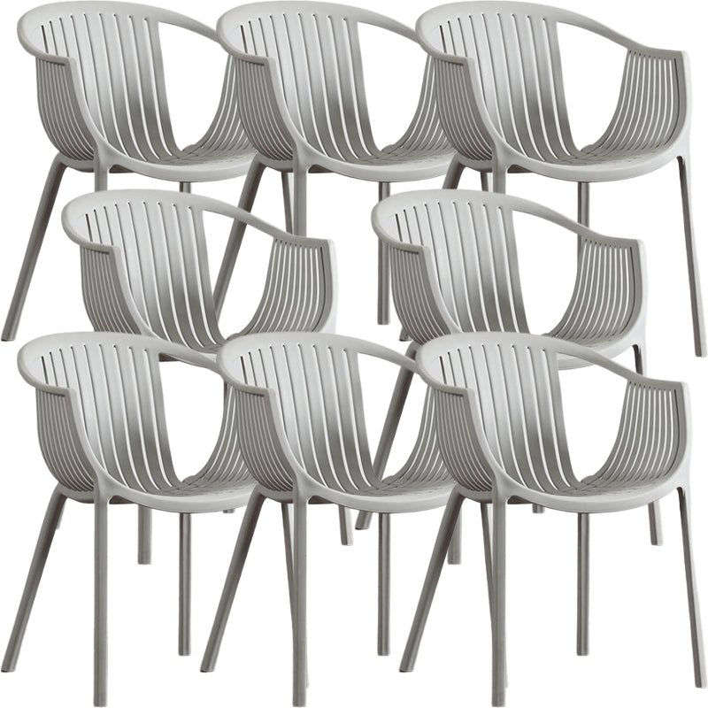 Chaise d'arme à chaises de salle à manger contemporaine avec des jambes en plastique pour la maison