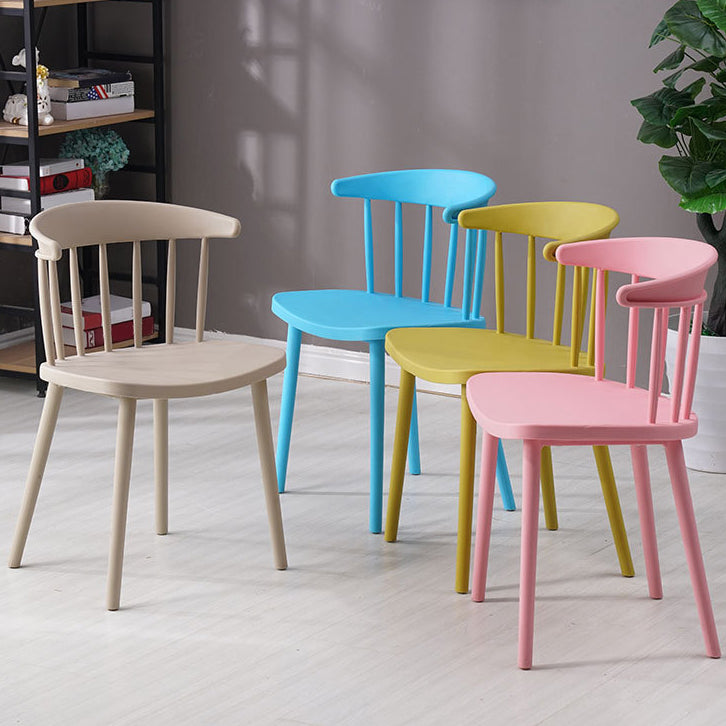 Sillas sin brazo de silla de comedor de estilo contemporáneo con patas de plástico para el hogar