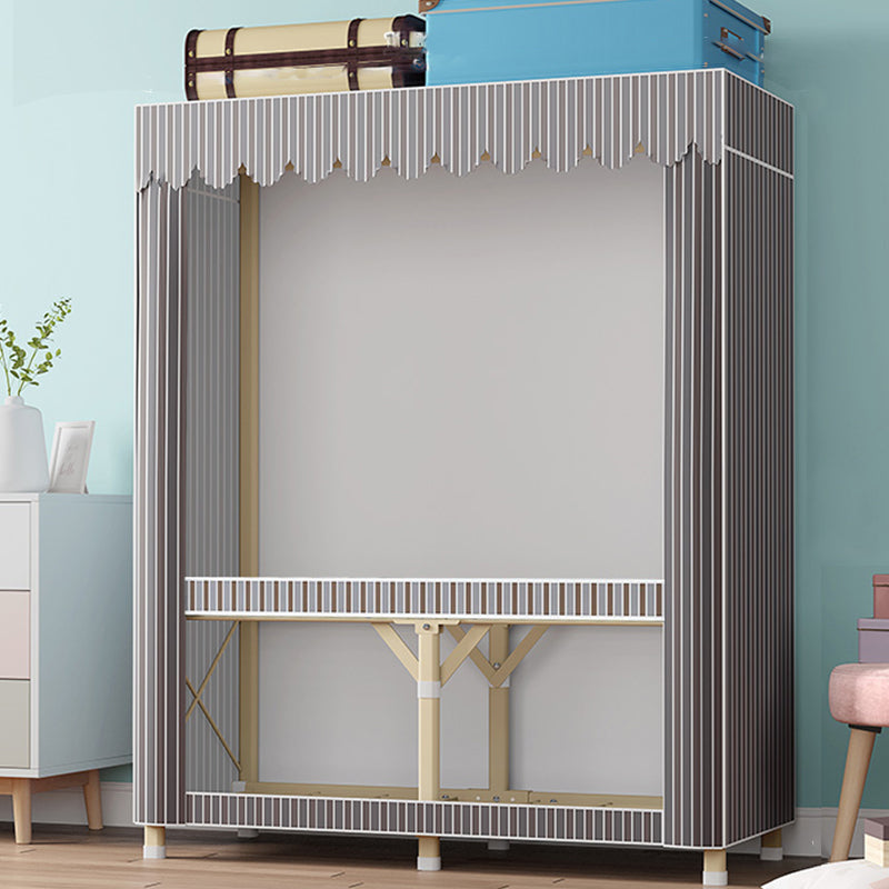 Gouden stalen frame garderobe armoire eigentijdse garderobe voor slaapkamer