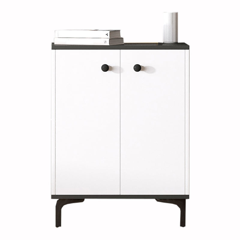 Eigentijdse matte afwerking dressoir slaapkamer houten opbergkast met metalen voeten