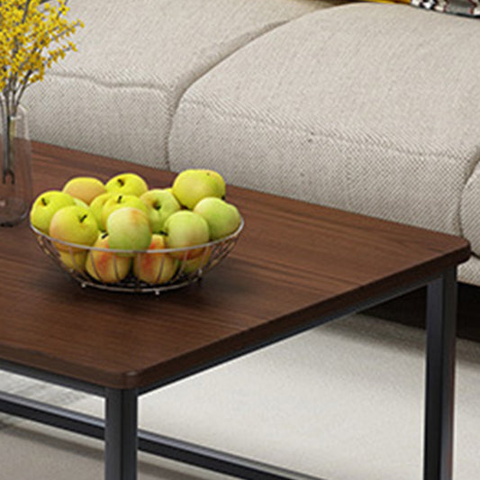 Tavolino in legno rettangolare in stile moderno con tavolino da caffè a base di bassi e bassi e metallo