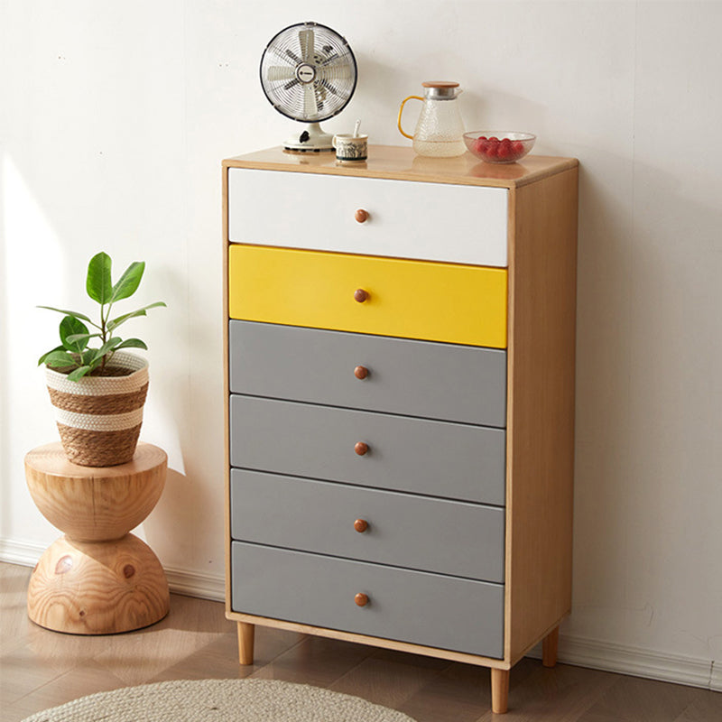 Moderne massieve houten borst met 4 natuurlijke benen en zachte close -laden