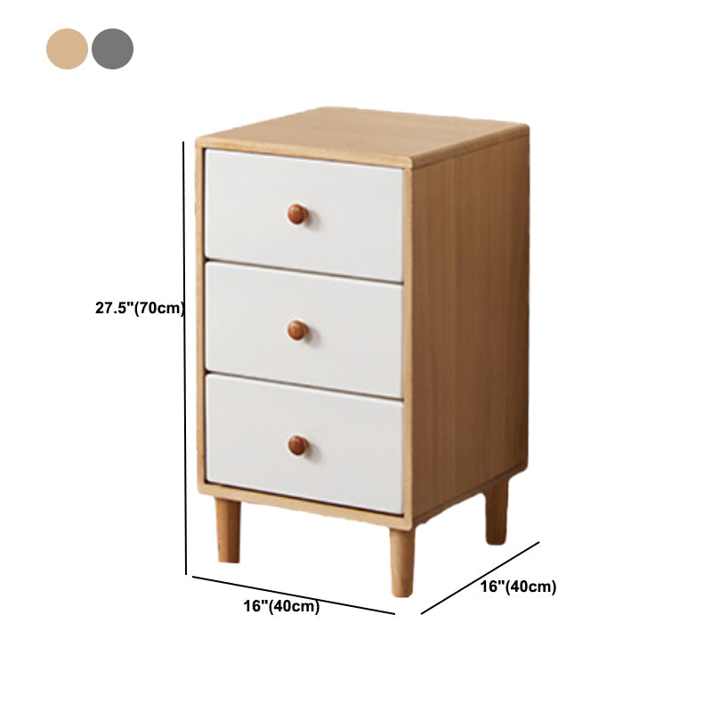 Moderno cassa in legno massiccio con 4 gambe naturali e cassetti morbidi