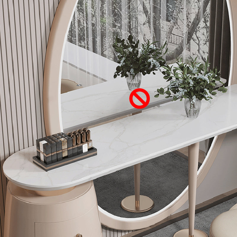 3 Schubladen weißes Make -up -Eitelkeitsverkesseltisch Stuhl Set, 17,71 "W x 29,52" H